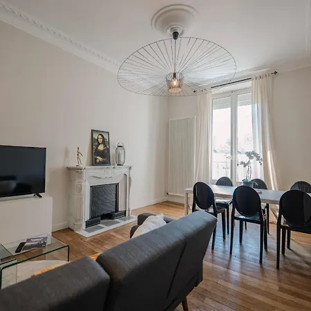 #hw Le Mazet Hyper-centre Haussmanian Apartment Grenoble